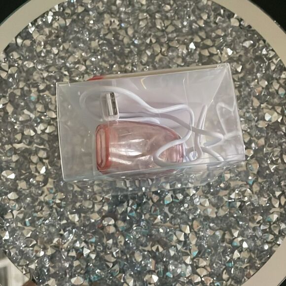 Cute kawaii Mini compact portable travel usb vacuum cleaner for office space - Picture 7 of 8